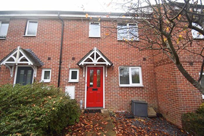 3 Bedroom Terraced House To Rent In Skippetts Gardens, Basingstoke, RG21