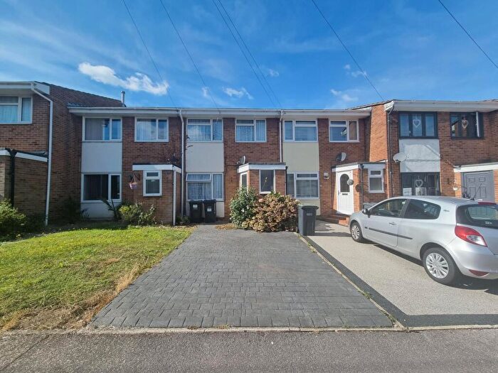 3 Bedroom Terraced House To Rent In Parham Road, Gosport, PO12