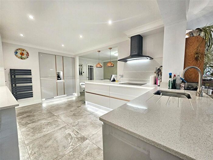 5 Bedroom Detached House For Sale In Hollist Lane, Easebourne, Midhurst, West Sussex, GU29