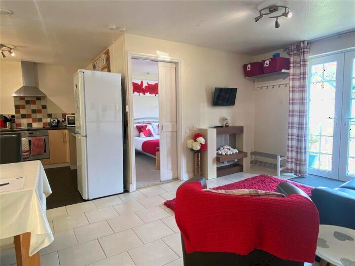 2 Bedroom Bungalow For Sale In Rosecraddoc, Liskeard, Cornwall, PL14