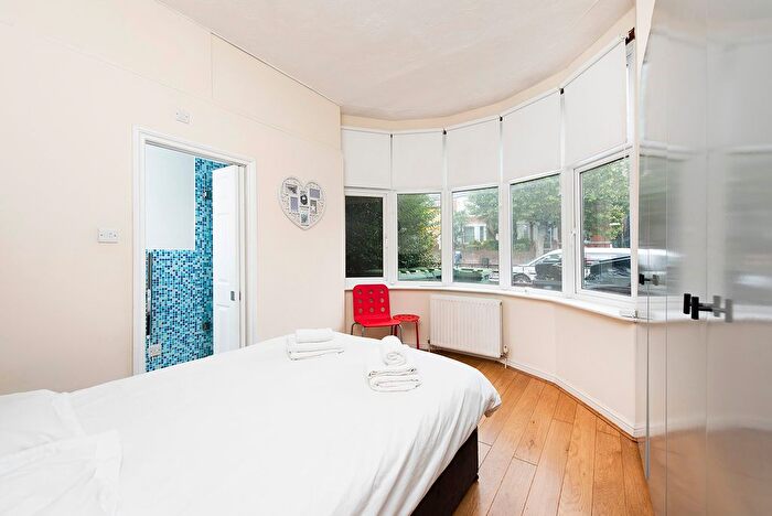 1 Bedroom Flat To Rent In Finchley Road, London, NW3