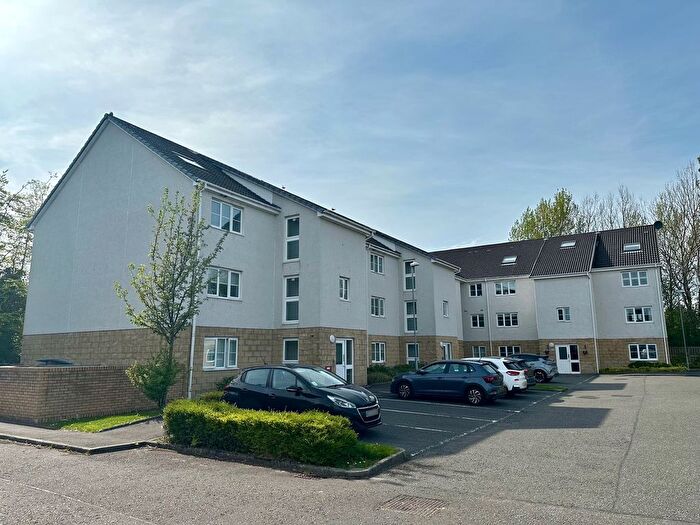 2 Bedroom Flat To Rent In West Wellhall Wynd, Hamilton, ML3