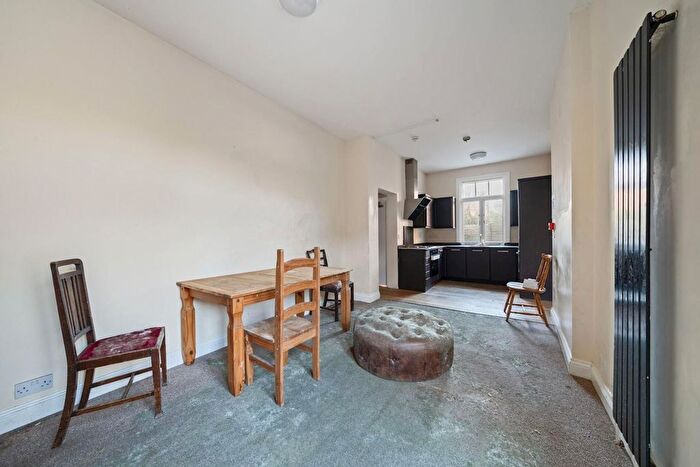 3 Bedroom Flat For Sale In Charleville Circus, London, SE26