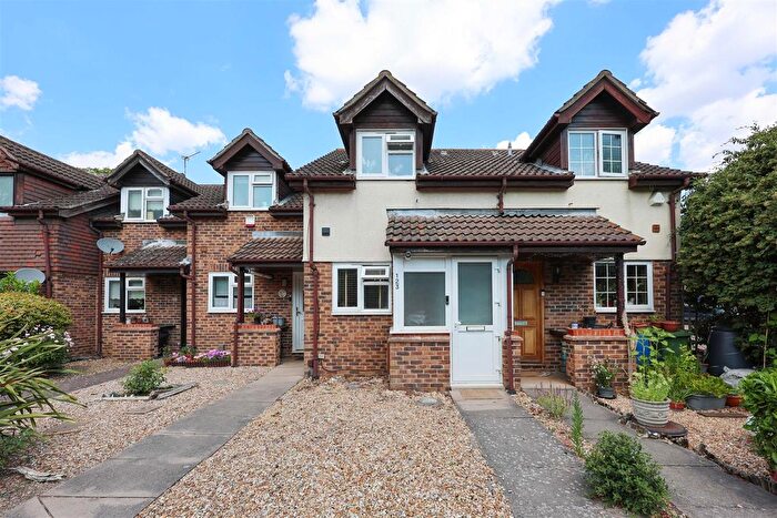 1 Bedroom Terraced House For Sale In Glencoe Road, Hayes, UB4