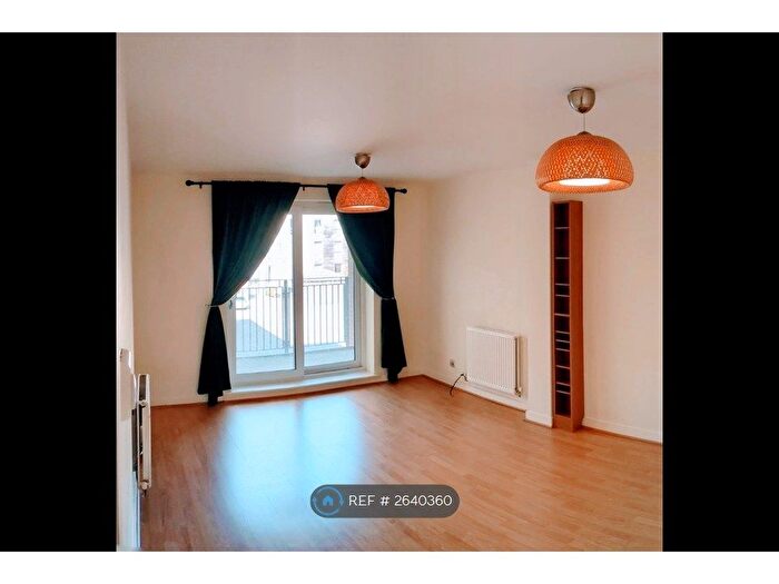 1 Bedroom Flat To Rent In Jupiter Court, Edgware, HA8