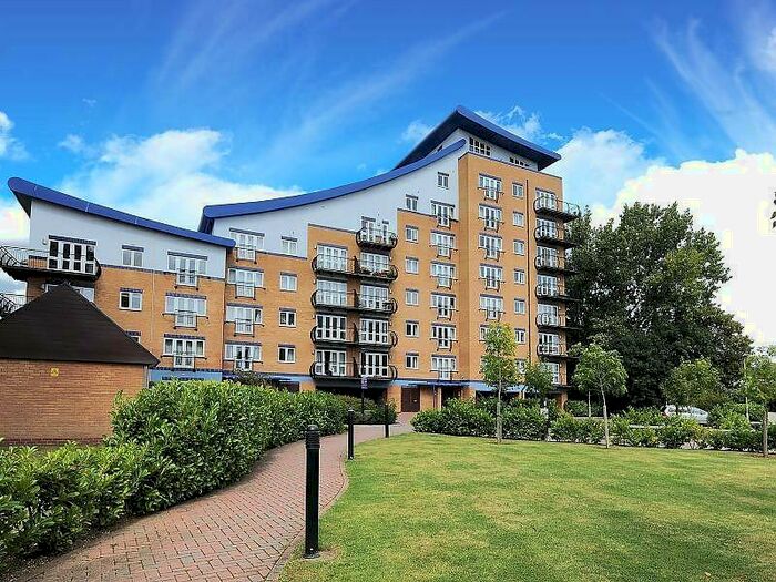 2 Bedroom Apartment To Rent In Luscinia View, Napier Road, Reading, RG1