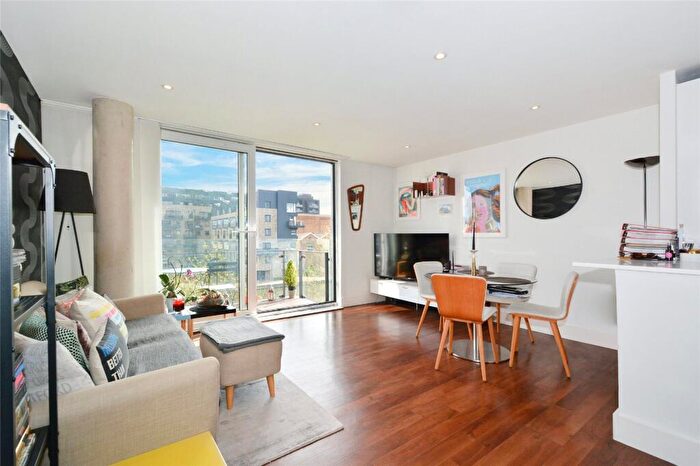 1 Bedroom Flat To Rent In Graham Street, Islington, N1