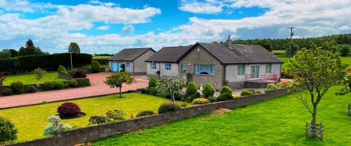 6 Bedroom Bungalow For Sale In , Lesmahagow, ML11