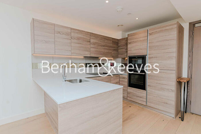 2 Bedroom Apartment To Rent In Duke Of Wellington Avenue, Royal Arsenal Riverside, SE18