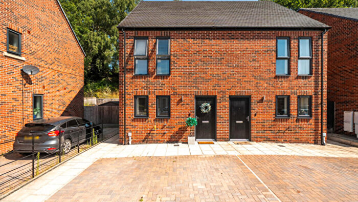 2 Bedroom Semi-Detached House For Sale In Mara Drive, Oakmere, Northwich, CW8