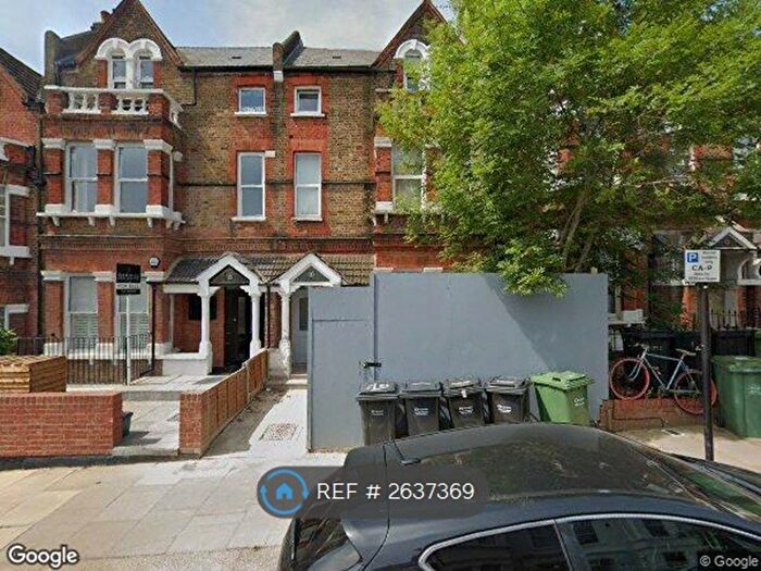 Studio To Rent In Agamemnon Road, London, NW6