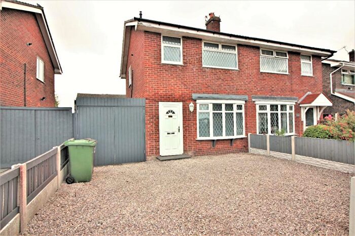 3 Bedroom Semi-Detached House To Rent In Sawdon Avenue, Southport, PR8