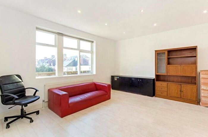 1 Bedroom Flat To Rent In Finchley Road Temple Fortune, NW11