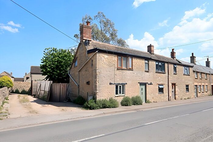 2 Bedroom Cottage For Sale In Station Road, Brize Norton, Carterton, OX18