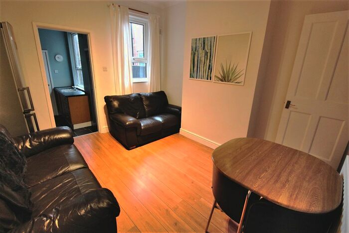 4 Bedroom Terraced House To Rent In Bolingbroke Road, Stoke, CV3