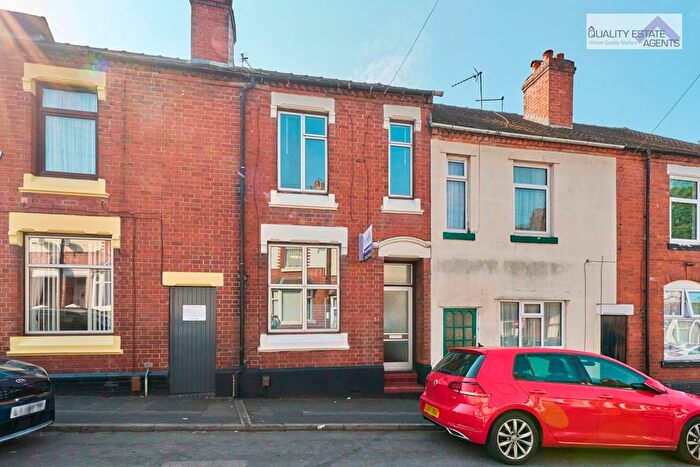 4 Bedroom Terraced House To Rent In Family - Ashfields New Road, Newcastle Under Lyme, ST5