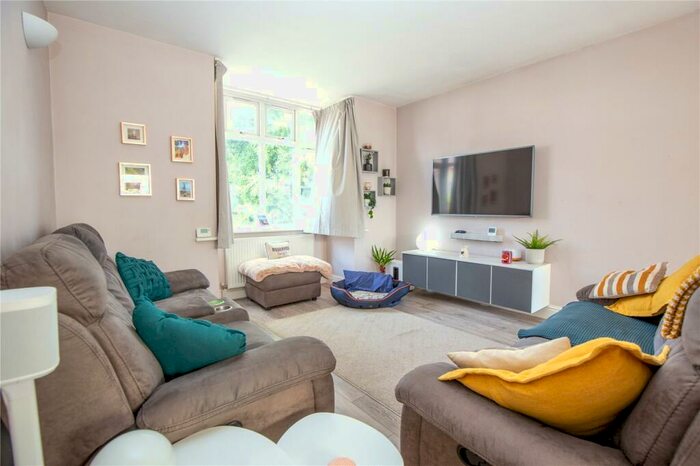 3 Bedroom End Of Terrace House For Sale In Park Road, Northville, Bristol, BS7