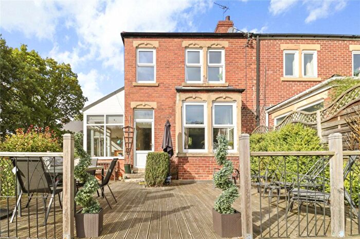 3 Bedroom Semi-Detached House For Sale In High Horse Close, Rowlands Gill, Tyne And Wear, NE39