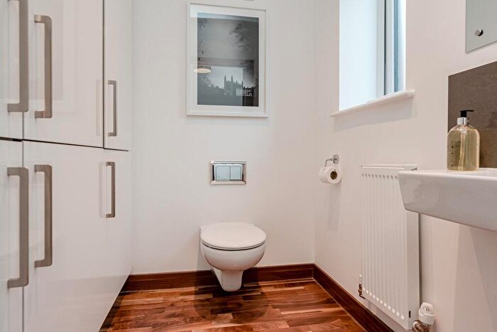 2 Bedroom Apartment To Rent In Flamsteed Close, Cambridge, CB1