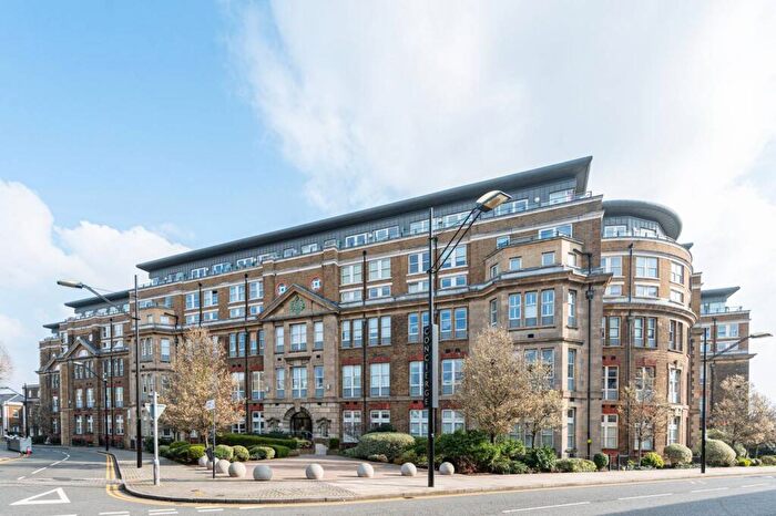 1 Bedroom Flat To Rent In Cadogan Road, Woolwich, London, SE18