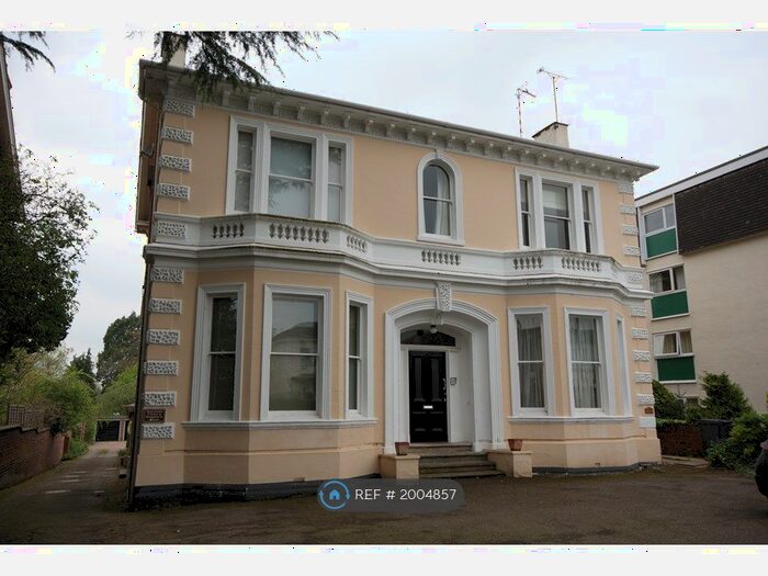 2 Bedroom Flat To Rent In Thurmaston Court, Leamington Spa, CV32