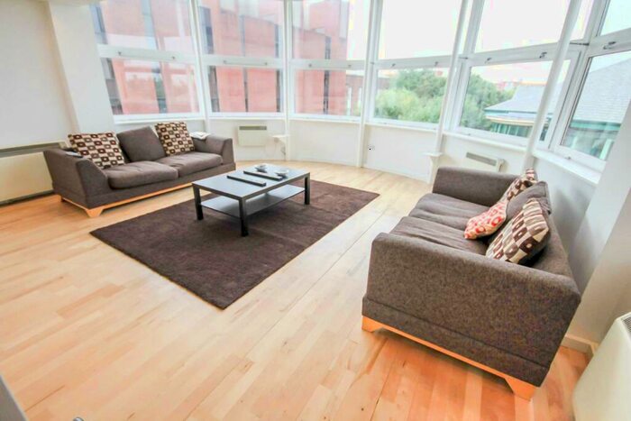 2 Bedroom Flat To Rent In Burlington Street, Hulme, Manchester, M15