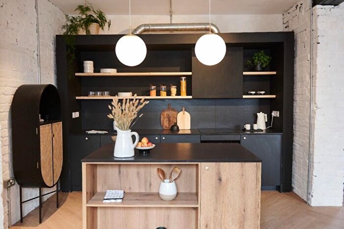 2 Bedroom Apartment To Rent In Milton Street, Sheffield, S3