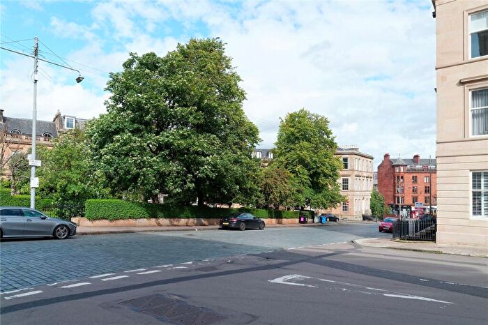 2 Bedroom Apartment To Rent In Lynedoch Terrace, Park, Glasgow, G3