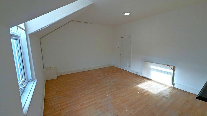 2 Bedroom Flat To Rent In Roseville Street, Sunderland, SR4