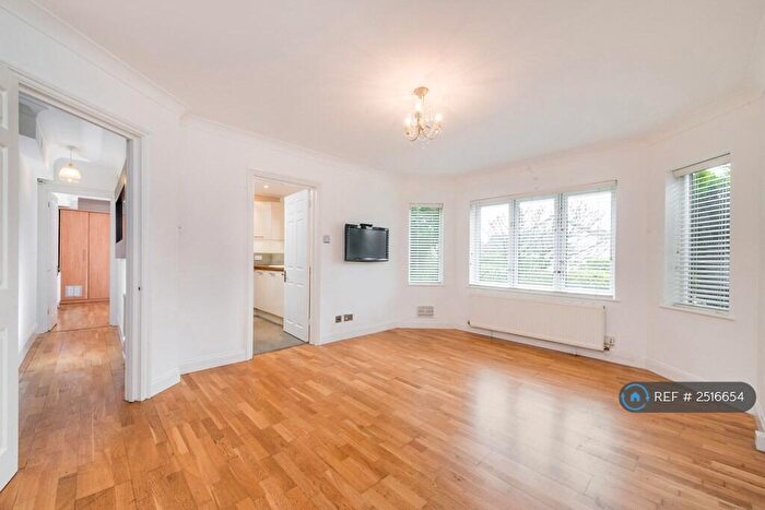 1 Bedroom Flat To Rent In Mulberry Lodge, Enfield, EN2