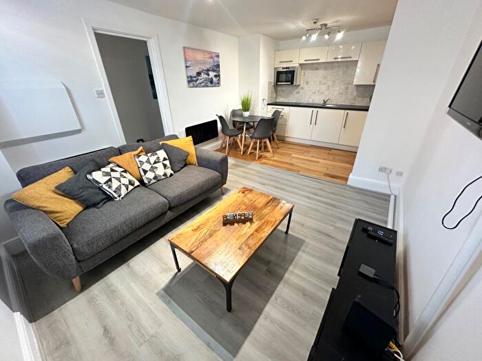 2 Bedroom Flat To Rent In Purbeck Road, Bournemouth, BH2