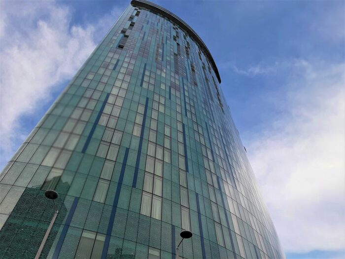 2 Bedroom Flat To Rent In Beetham Tower, Holloway Circus, B1