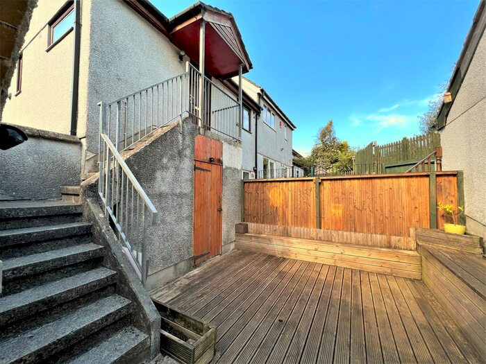 2 Bedroom Maisonette To Rent In Clittaford View, Plymouth, Devon, PL6