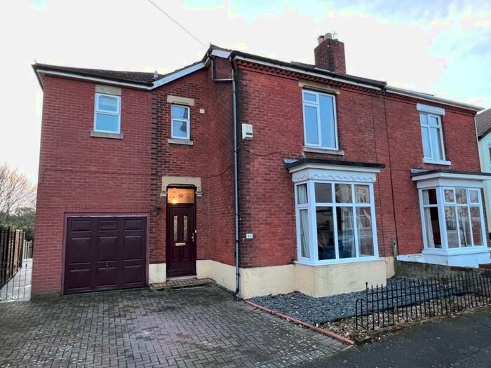 4 Bedroom Semi-Detached House To Rent In Linden Grove, Gosport, Hampshire, PO12