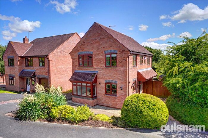 4 Bedroom Detached House For Sale In Hanbury Croft, Hanbury, Bromsgrove, Worcestershire, B60