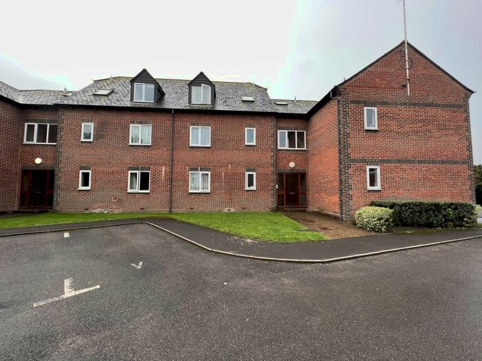 1 Bedroom Flat To Rent In Parkside, Bognor Regis, PO21