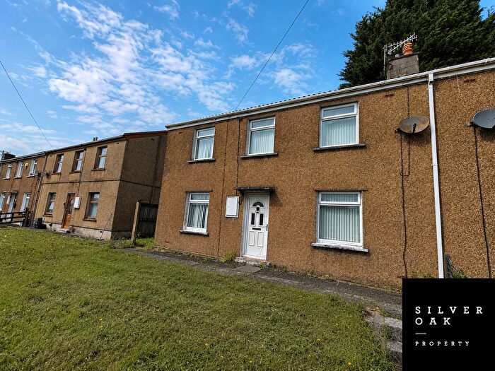 3 Bedroom Semi-Detached House To Rent In Brynmelyn Avenue, Llanelli, Carmarthenshire, SA15