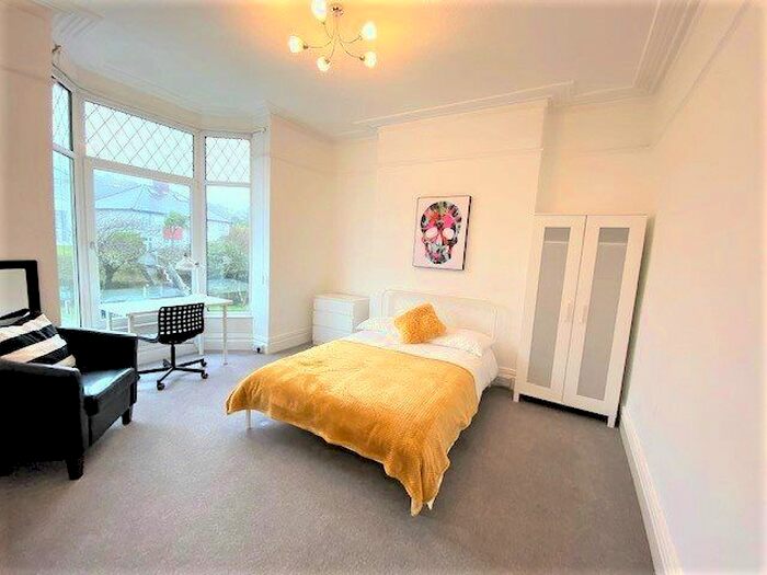 5 Bedroom Property To Rent In Glanmor Road, Sketty, Swansea SA2