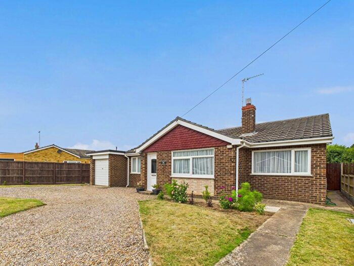 3 Bedroom Detached Bungalow For Sale In Ffolkes Place, Runcton Holme, King's Lynn, PE33