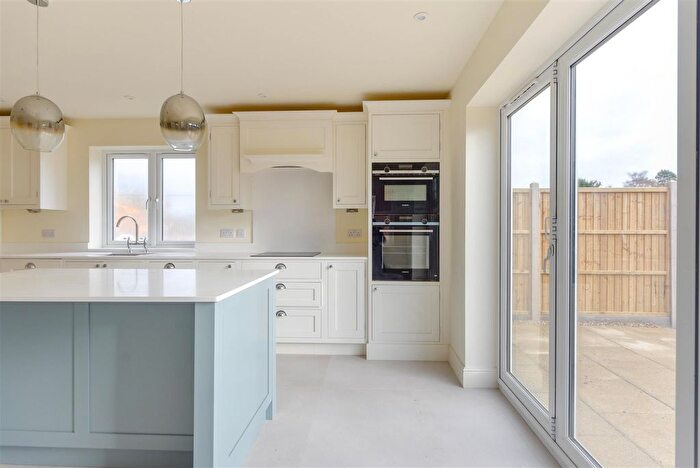 4 Bedroom Detached House For Sale In Long Street, Hanslope, Milton Keynes, MK19