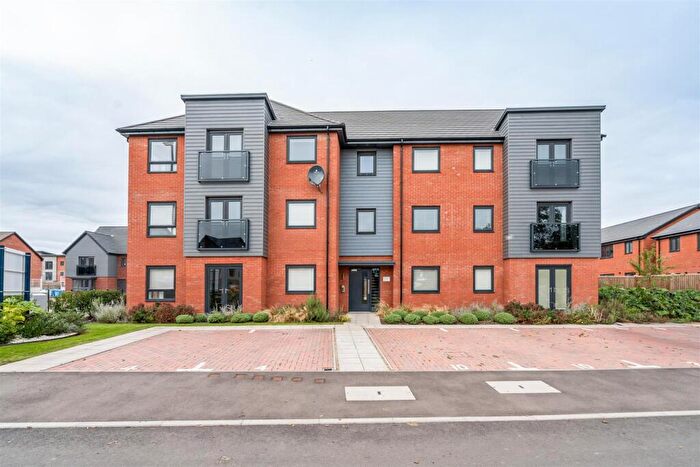 2 Bedroom Apartment To Rent In Shepherds Green Road, Shirley, B90