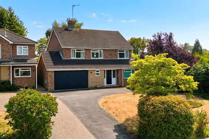 4 Bedroom Detached House For Sale In East Street, Long Buckby, NN6