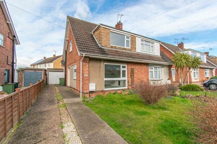 3 Bedroom Semi-Detached House To Rent In Cornwall Road, Wigston, LE18