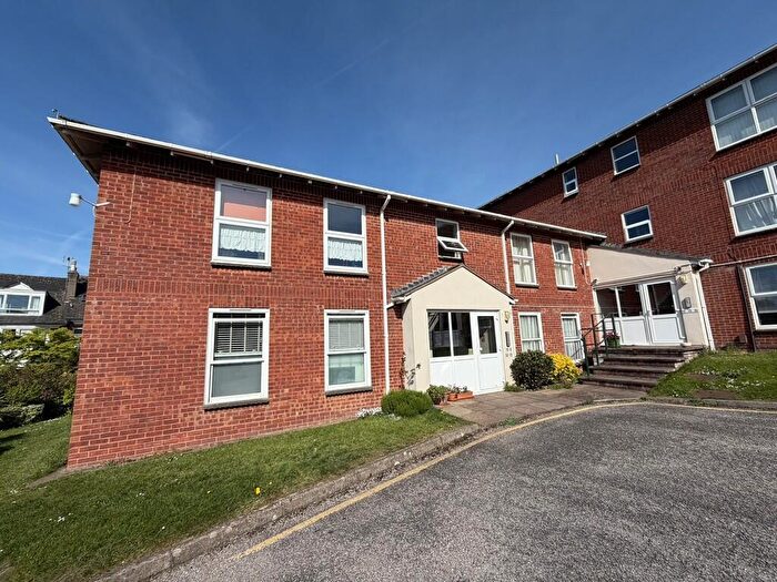 2 Bedroom Apartment To Rent In Fairpark Road, Exeter, EX2