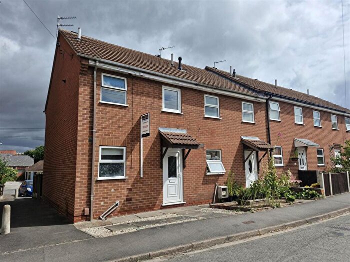 2 Bedroom Town House To Rent In Pelham Street, Newark, NG24