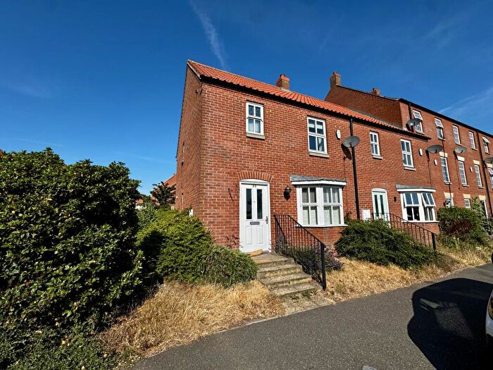 3 Bedroom End Of Terrace House For Sale In Newbridge Hill Louth, LN11