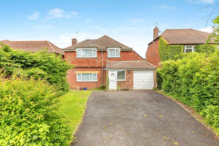 3 Bedroom Detached House For Sale In Mote Avenue, Maidstone, ME15