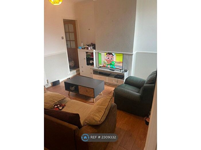 2 Bedroom Terraced House To Rent In Kirk Street, Stoke-On-Trent, ST6