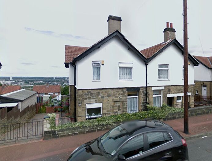 3 Bedroom Semi-Detached House For Sale In Highfield Road, Gateshead, Tyne And Wear, NE8