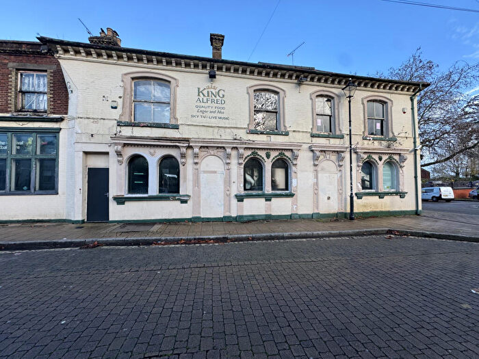 12 Bedroom Block Of Apartments For Sale In - Northam Road, Southampton, Hampshire, SO14